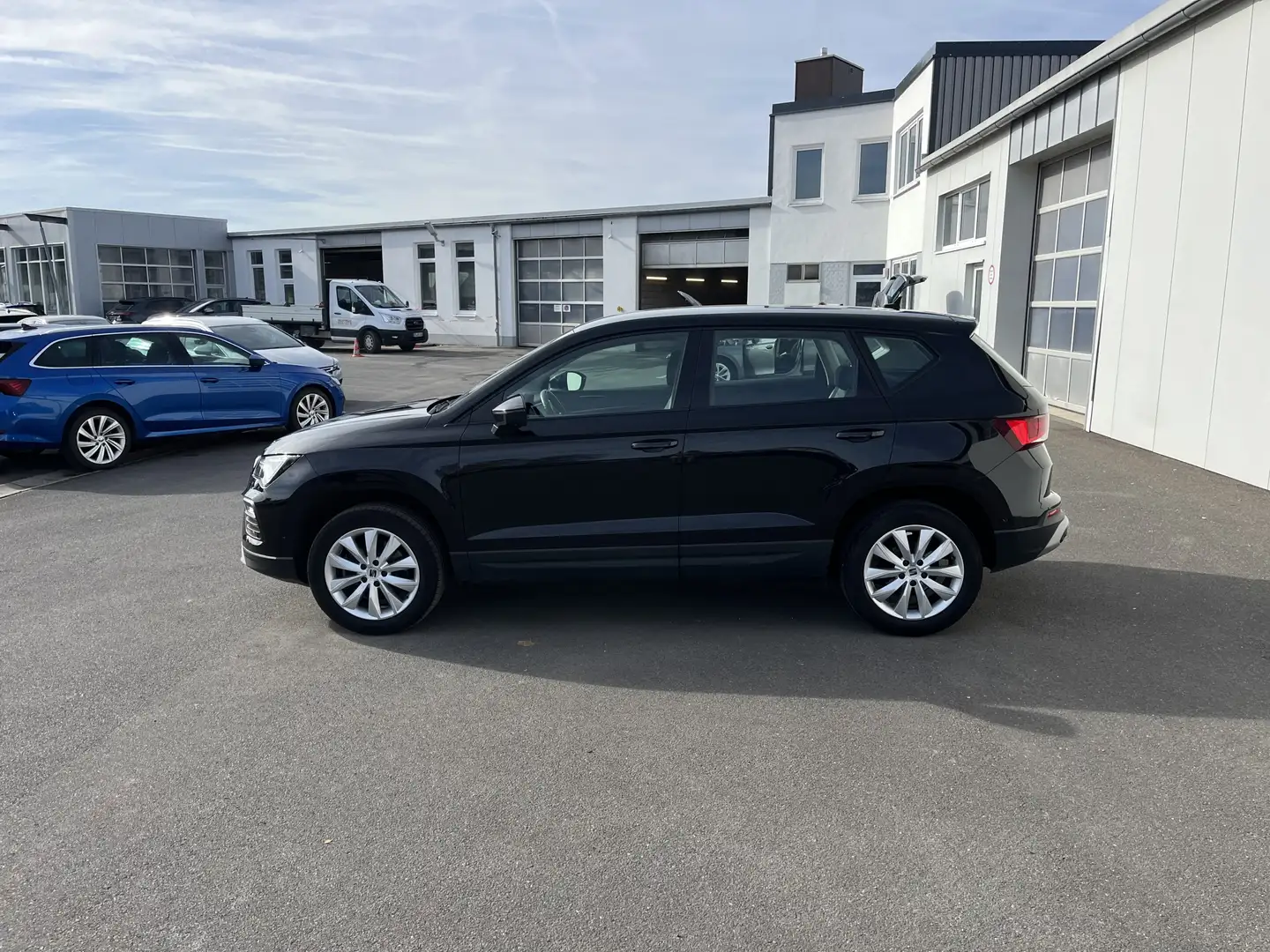 SEAT Ateca 2.0 TDI DSG Style 144€ m. 20% Anzahlung Navi DAB Schwarz - 2