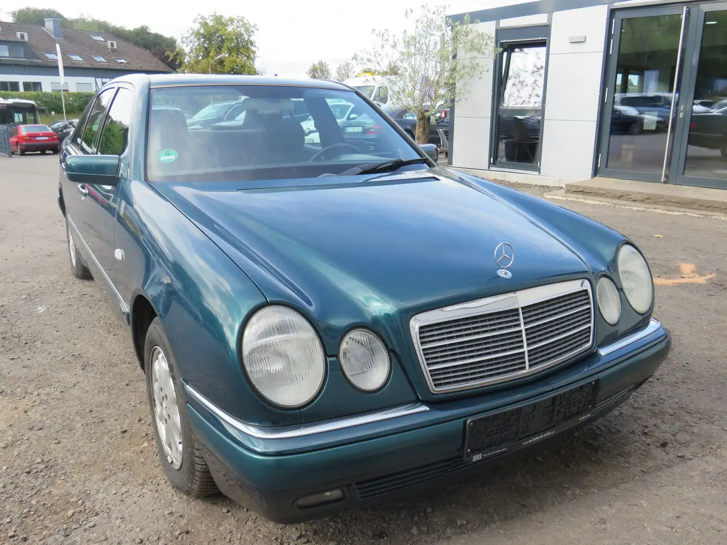 Mercedes-Benz E 230 *AUTOMATIK*ELEGANCE*KLIMA Grün - 1