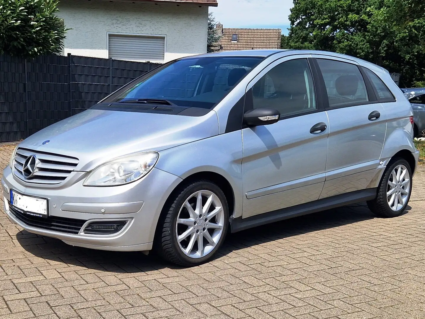 Mercedes-Benz B 170 B 170/Automatik/Alu/Nur an Gewerbe oder Export/Eu4 Серый - 1