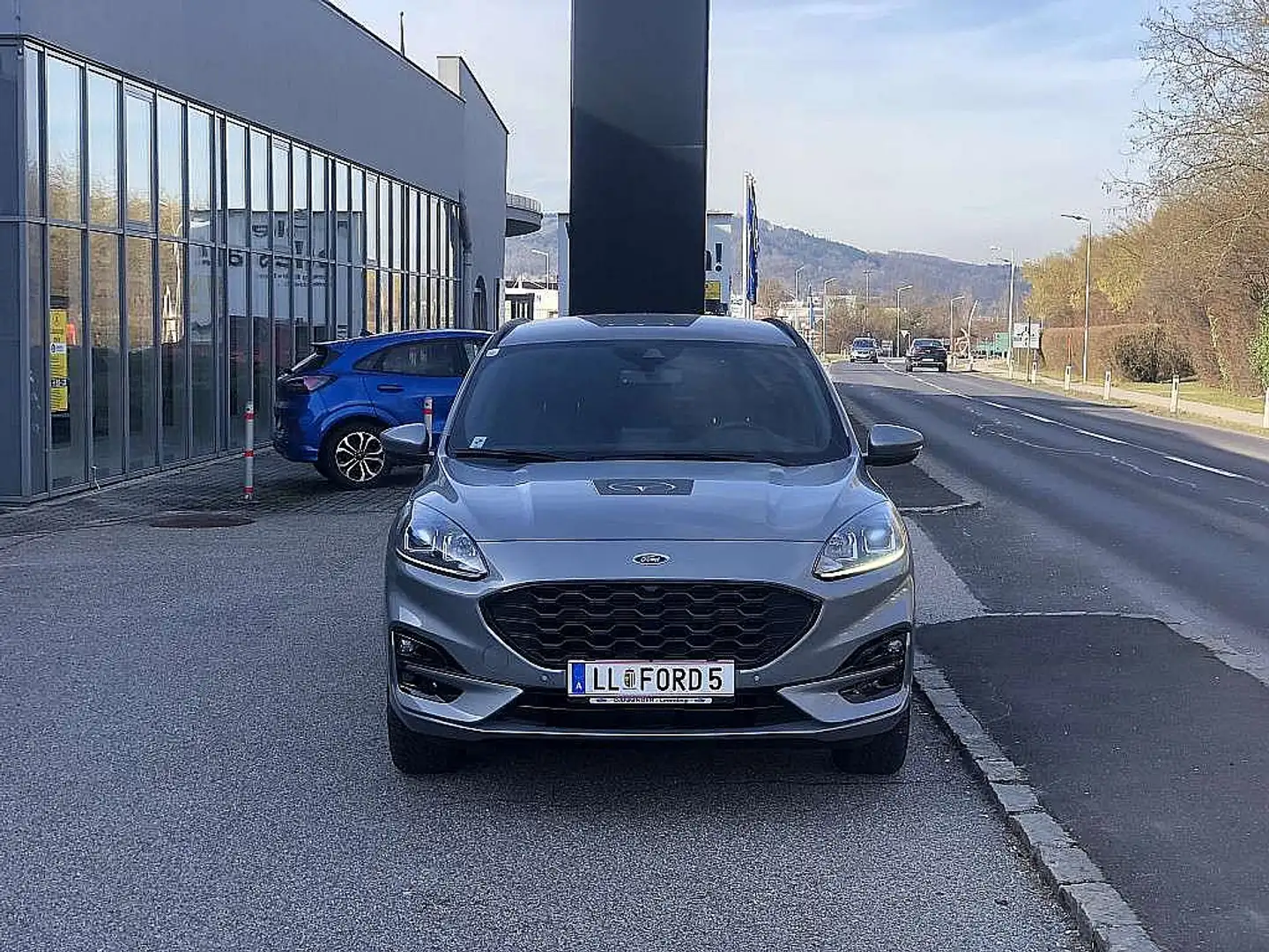 Ford Kuga 2,5 Duratec PHEV ST-Line Aut. Argent - 1