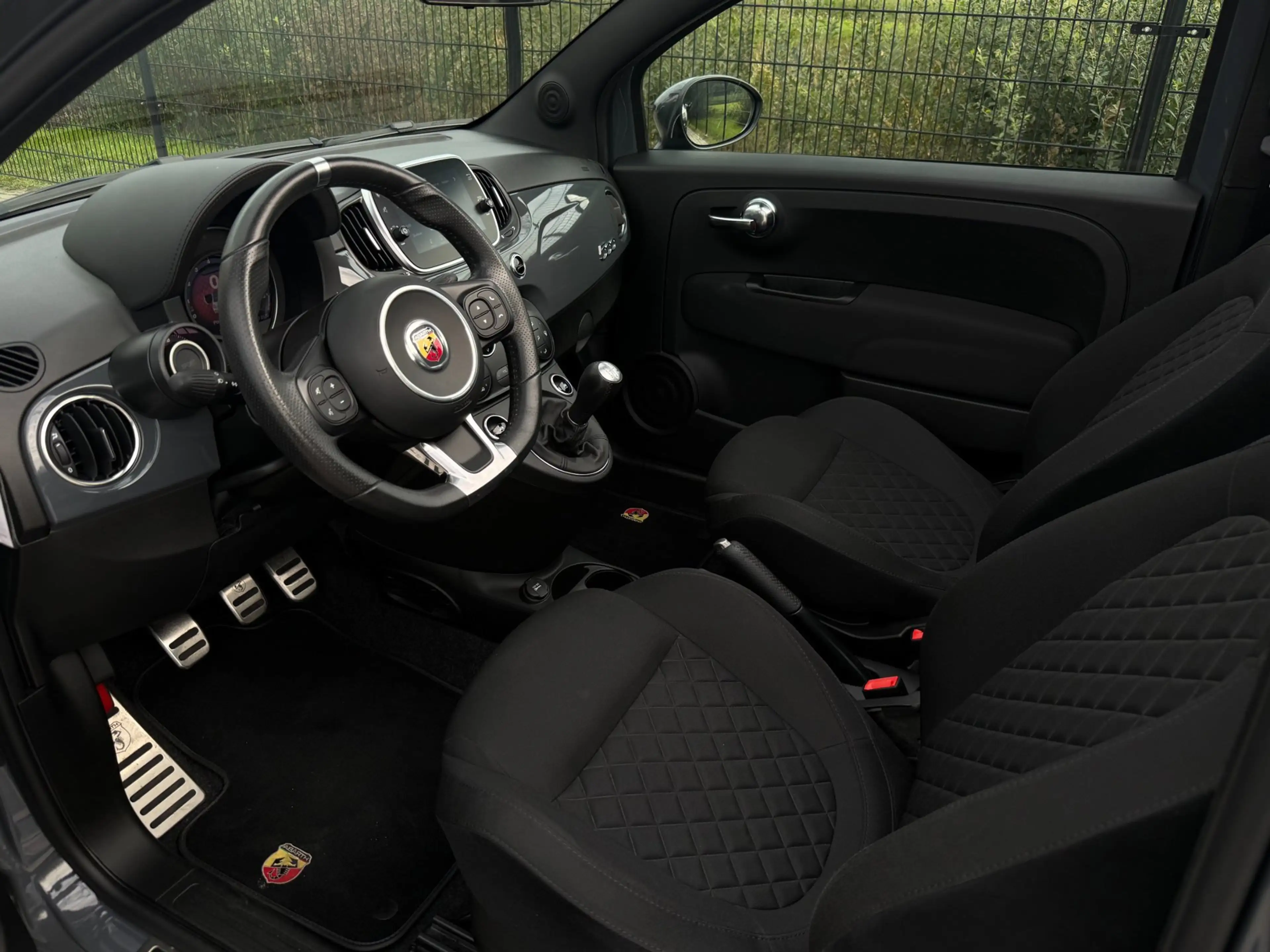 Fiat 500C Abarth 1.4 T-Jet 595 | Carplay | PDC | Bluetooth | — photo 12