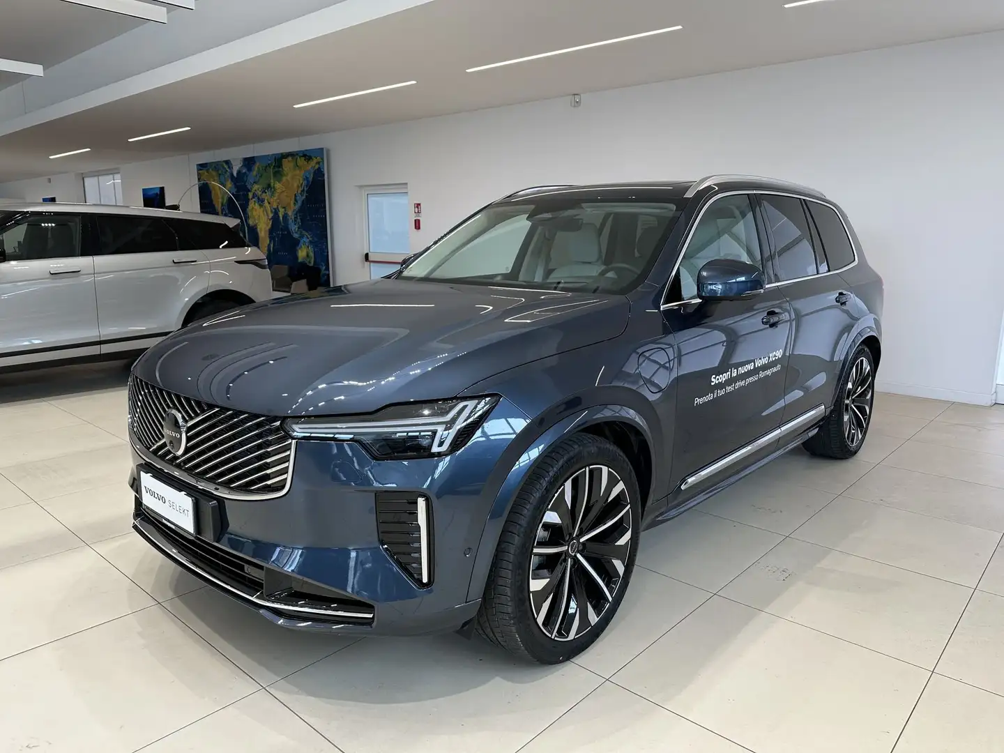 Volvo XC90 T8 Plug-in Hybrid AWD automatico 7 posti Ultra Br Blu/Azzurro - 1