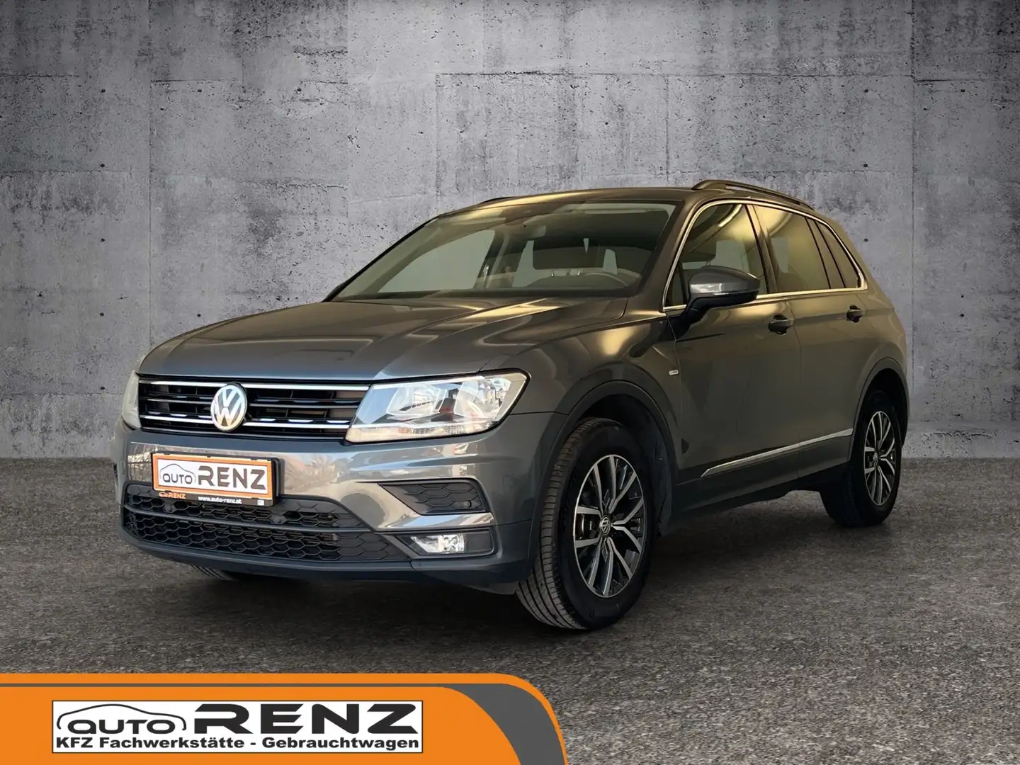 Volkswagen Tiguan Comfortline 4Motion, AHK, Navi, .... Grau - 1