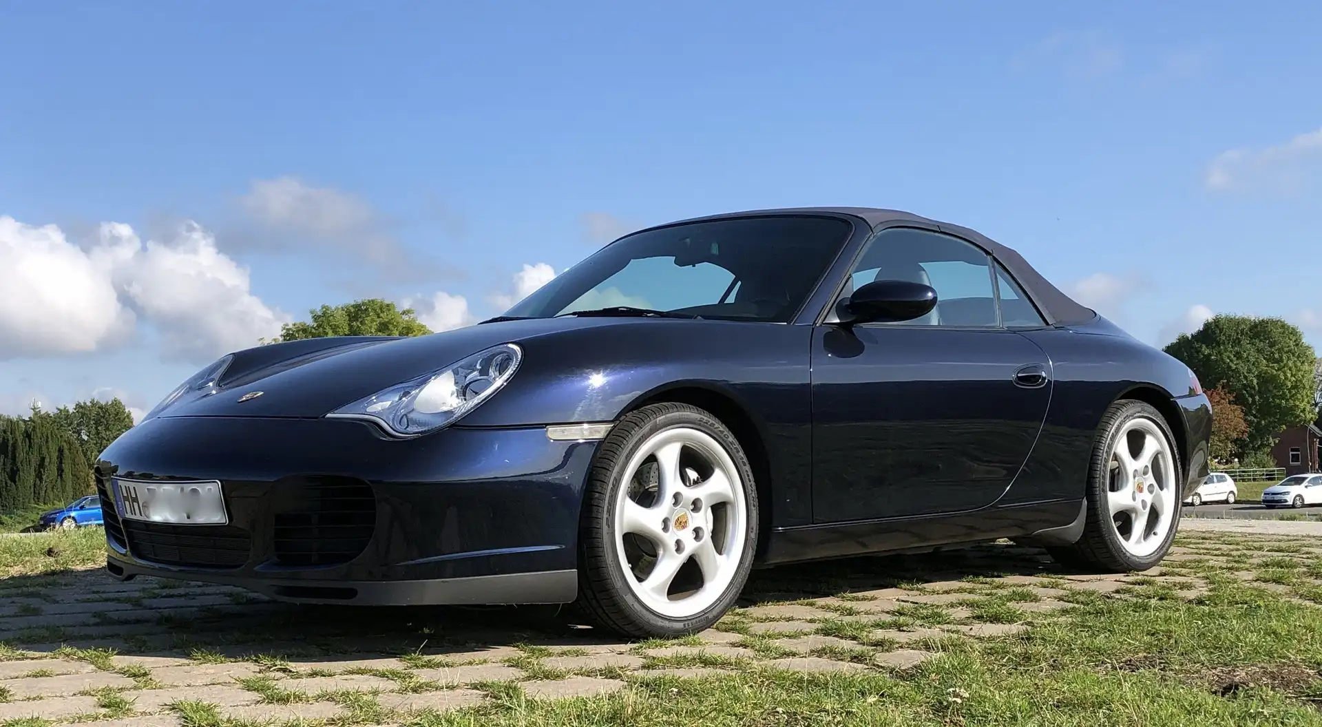 Porsche 996 911 Carrera 4 Cabrio Blau - 1