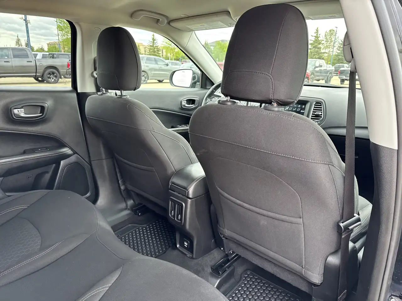 Jeep Compass снимка Jeep Compass