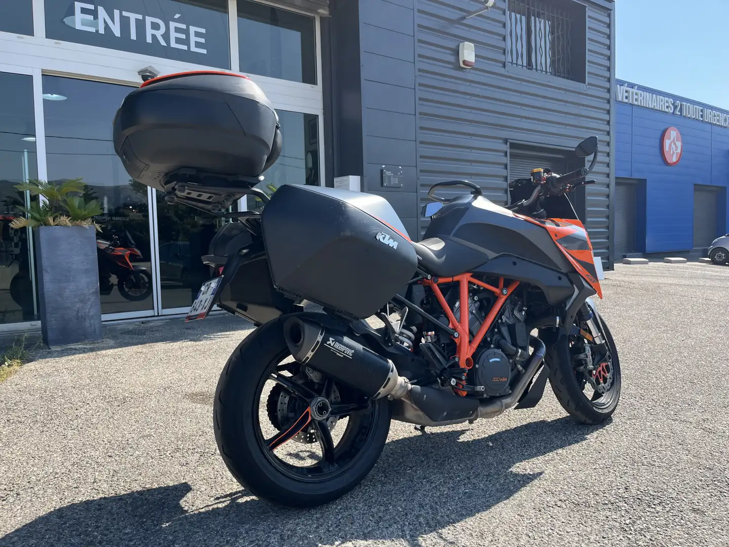 KTM 1290 Super Duke GT Orange - 2