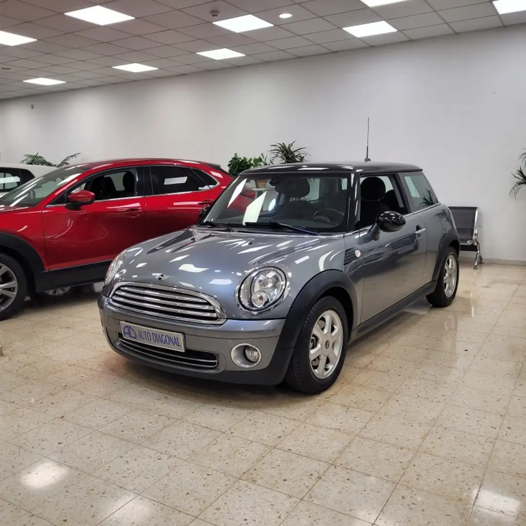 MINI Cooper Gris - 1