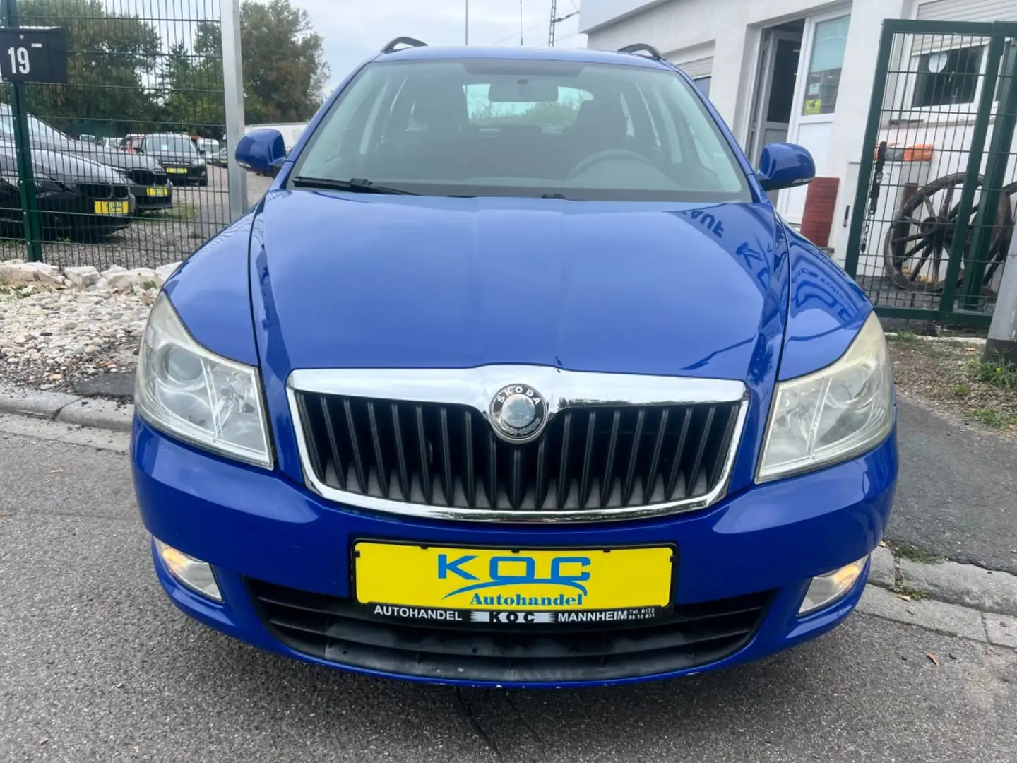 Skoda Octavia Combi Ambiente Bleu - 2