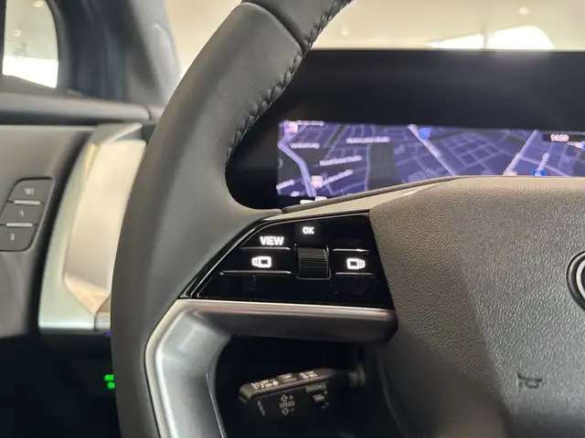 Audi E-Tron view 15
