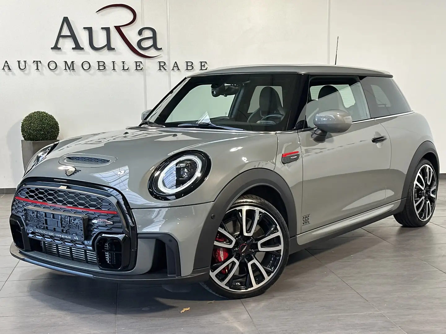 MINI John Cooper Works Sport-Aut. NAV+LED+PANO+H&K+VC Grau - 1