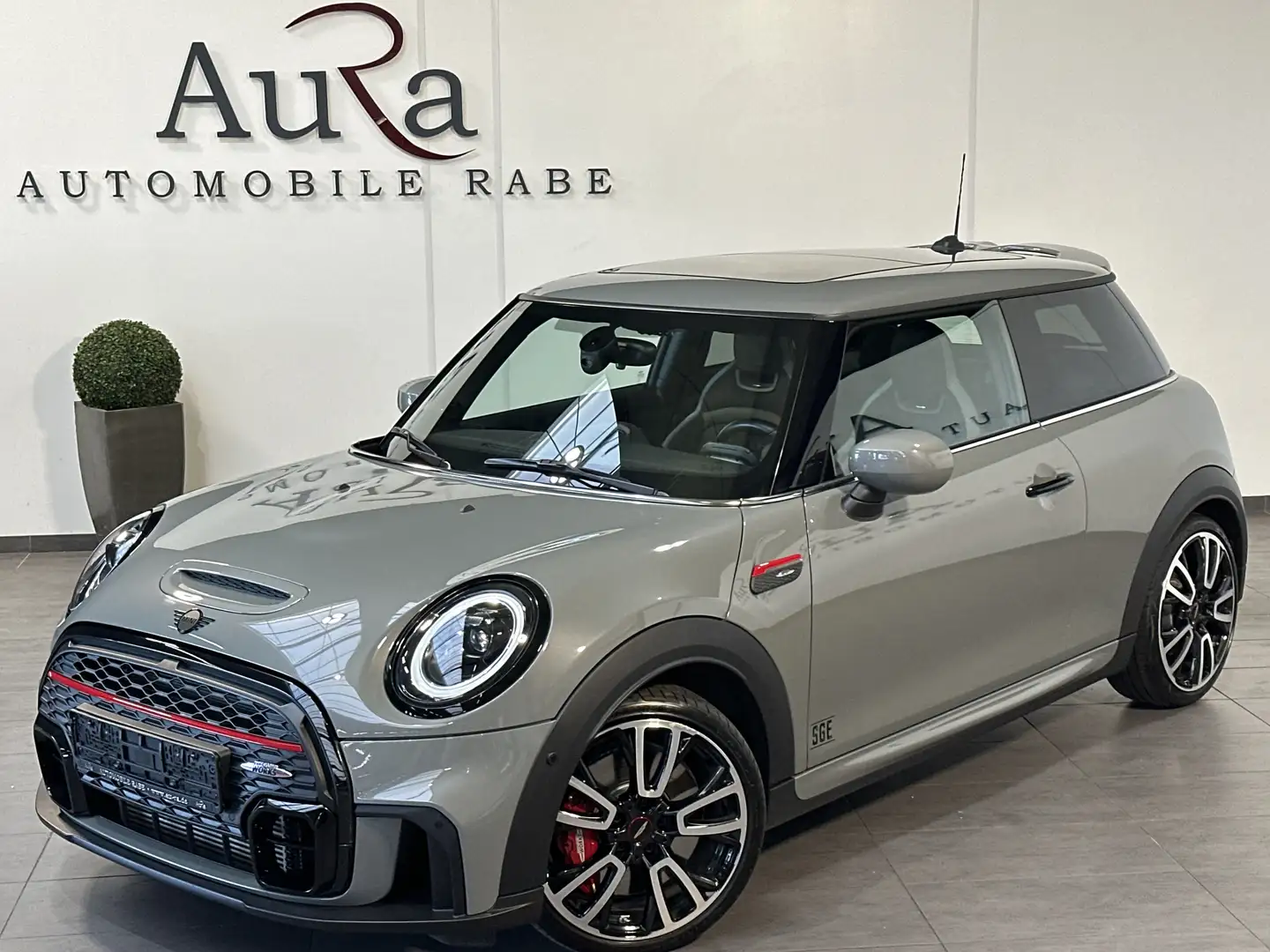MINI John Cooper Works Sport-Aut. NAV+LED+PANO+H&K+VC Grau - 2