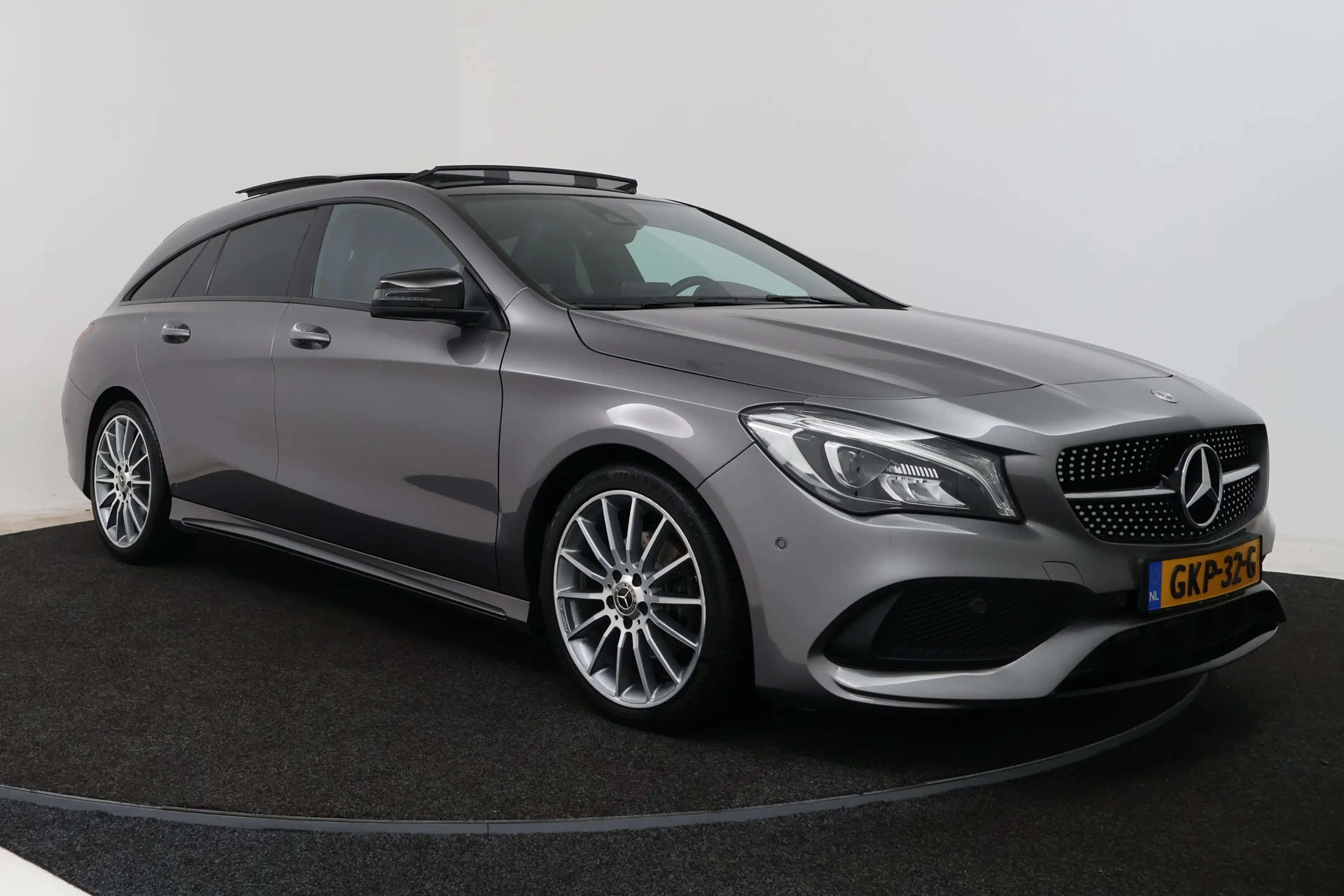 Mercedes-Benz CLA 200 Shooting Brake Prestige (PANORAMADAK, STOELVERWARM — photo 22