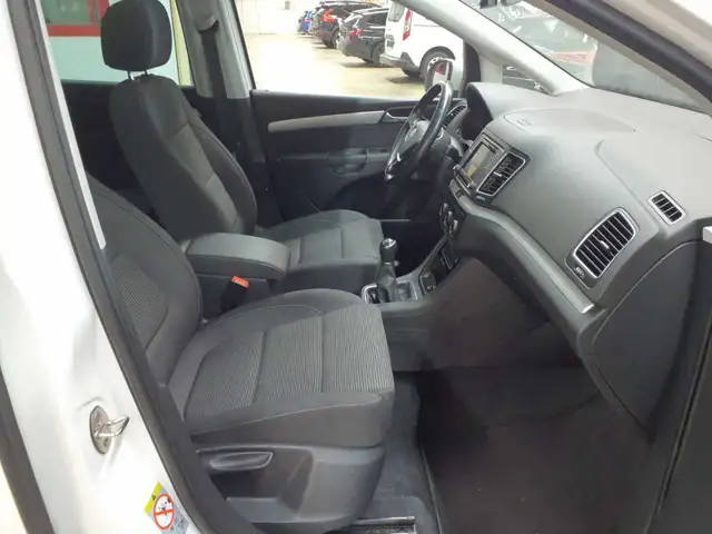 Volkswagen Sharan view 7