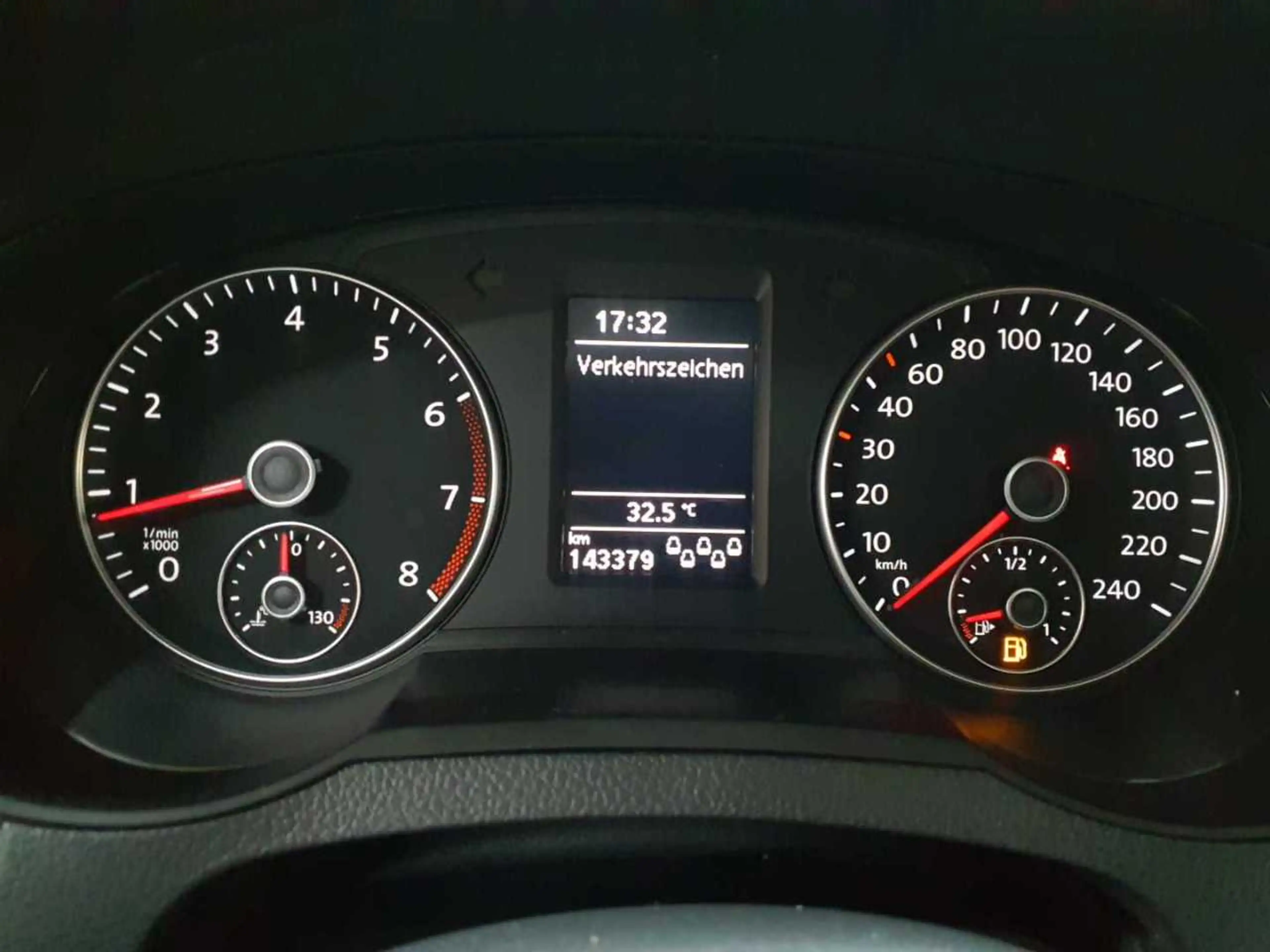 Volkswagen Sharan 1.4 TSI Comfortline 7 Si. PANO AHK — photo 11