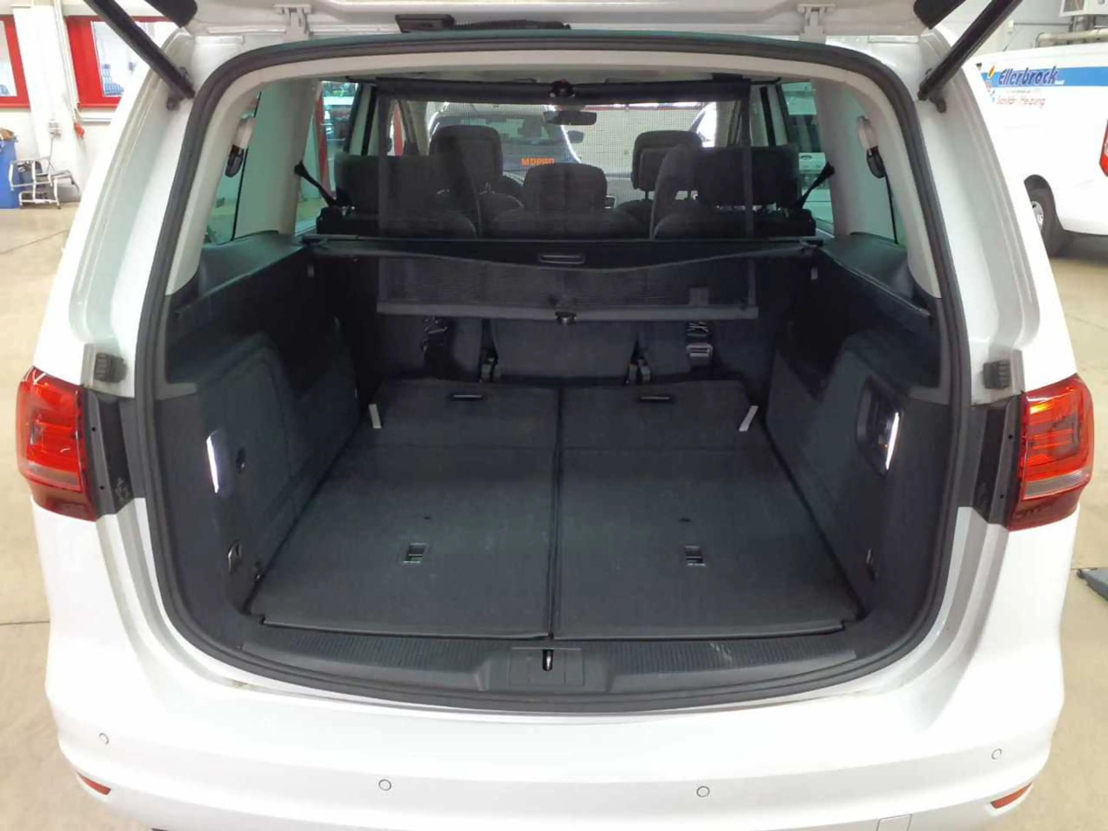 Volkswagen Sharan 1.4 TSI Comfortline 7 Si. PANO AHK — photo 15