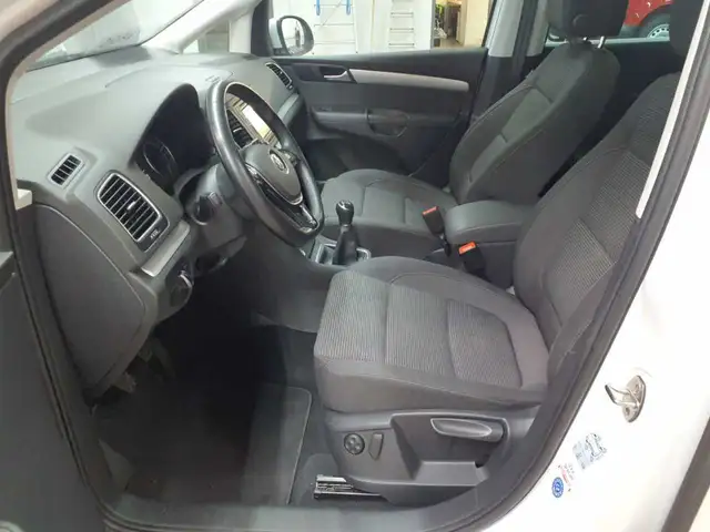 Volkswagen Sharan view 8
