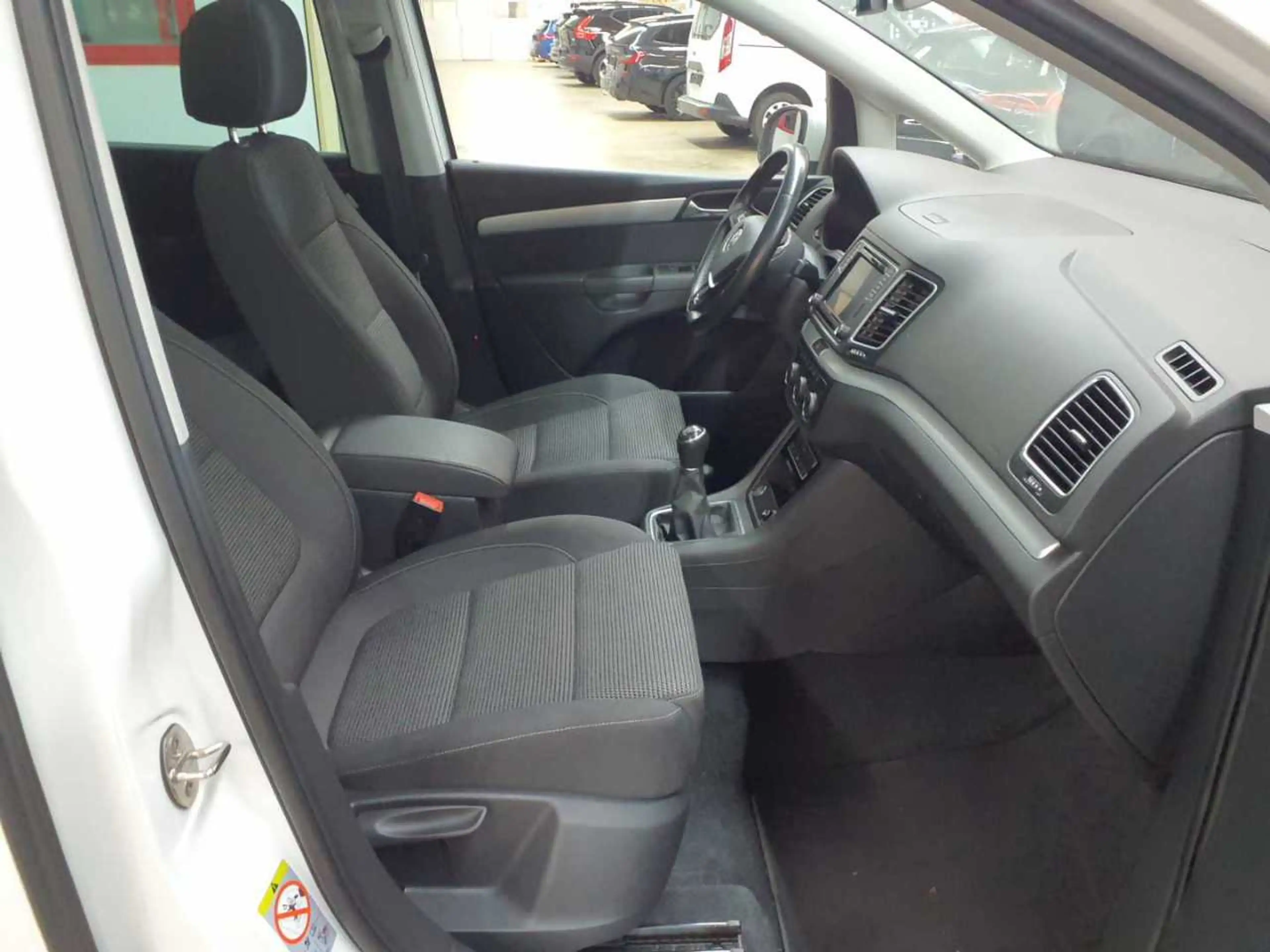 Volkswagen Sharan 1.4 TSI Comfortline 7 Si. PANO AHK — photo 7