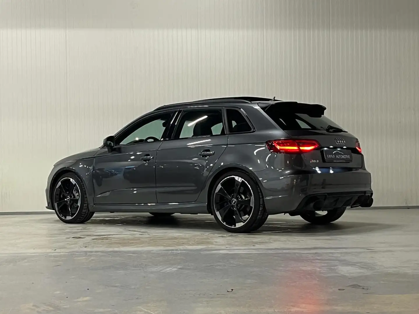 Audi RS3 Sportback 2.5 TFSI RS 3 quattro Pro Line Plus | PA Grijs - 2