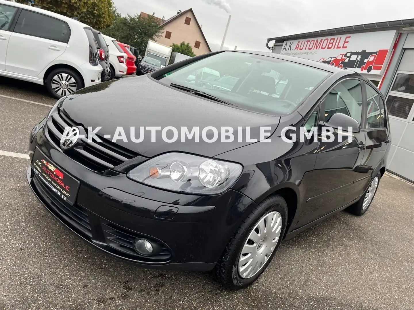 Volkswagen Golf Plus 1.6 Tour*ST.HEIZUNG*TEMPO*SHZ*PDC* Schwarz - 1