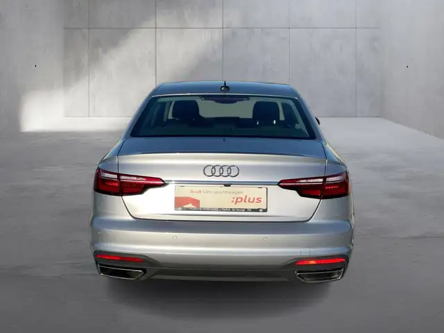 Audi A4 view 5