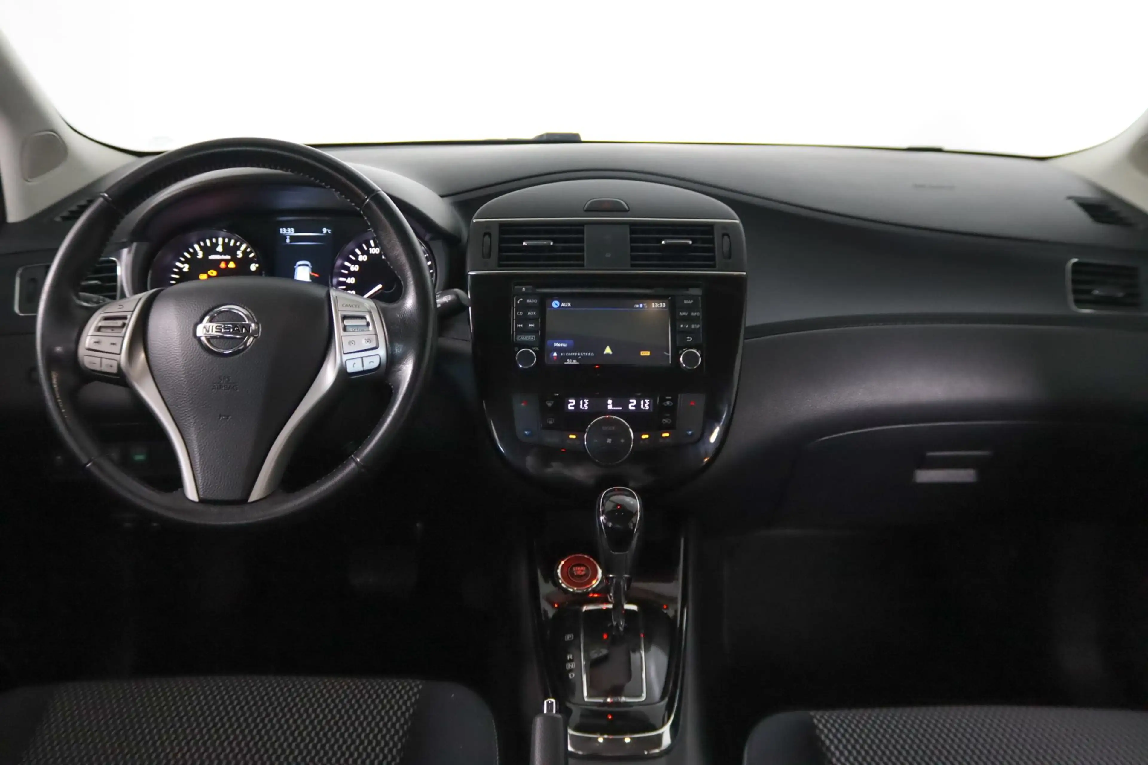 Nissan Pulsar 1.2 DIG-T Connect Edition Cruise Control, Keyless — photo 3