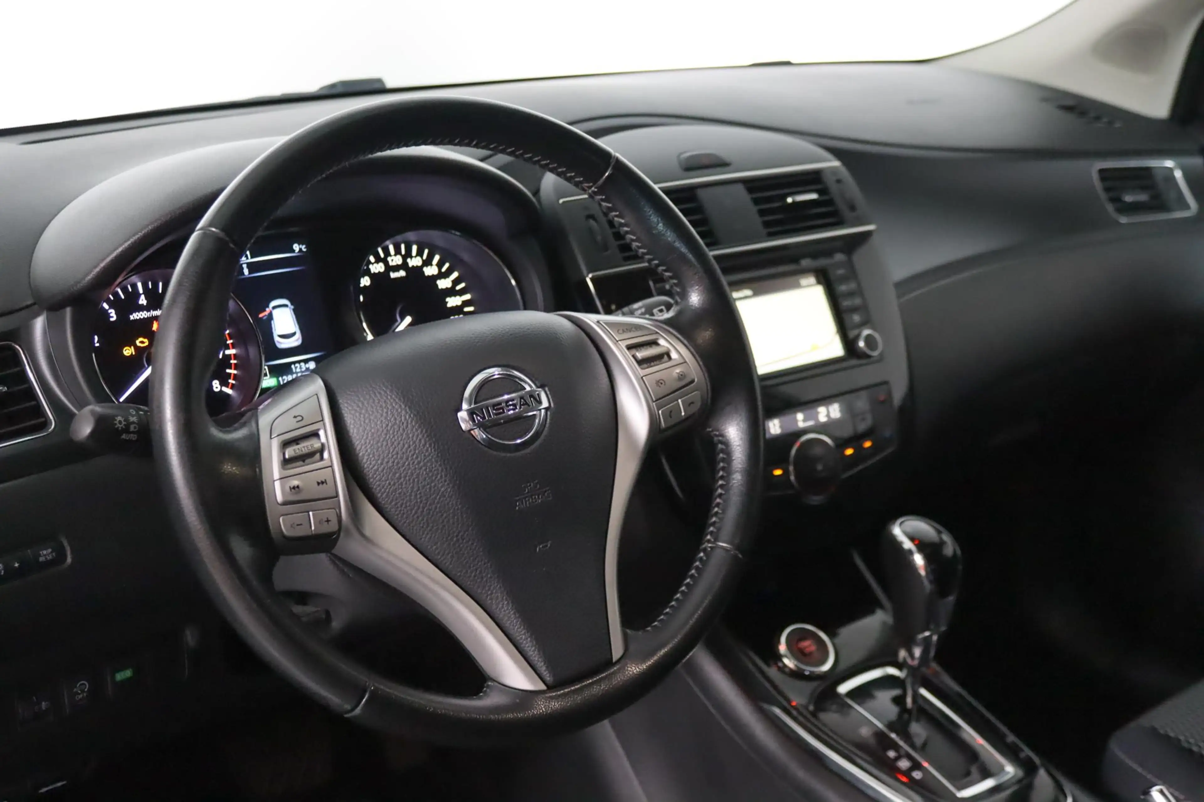 Nissan Pulsar 1.2 DIG-T Connect Edition Cruise Control, Keyless — photo 23
