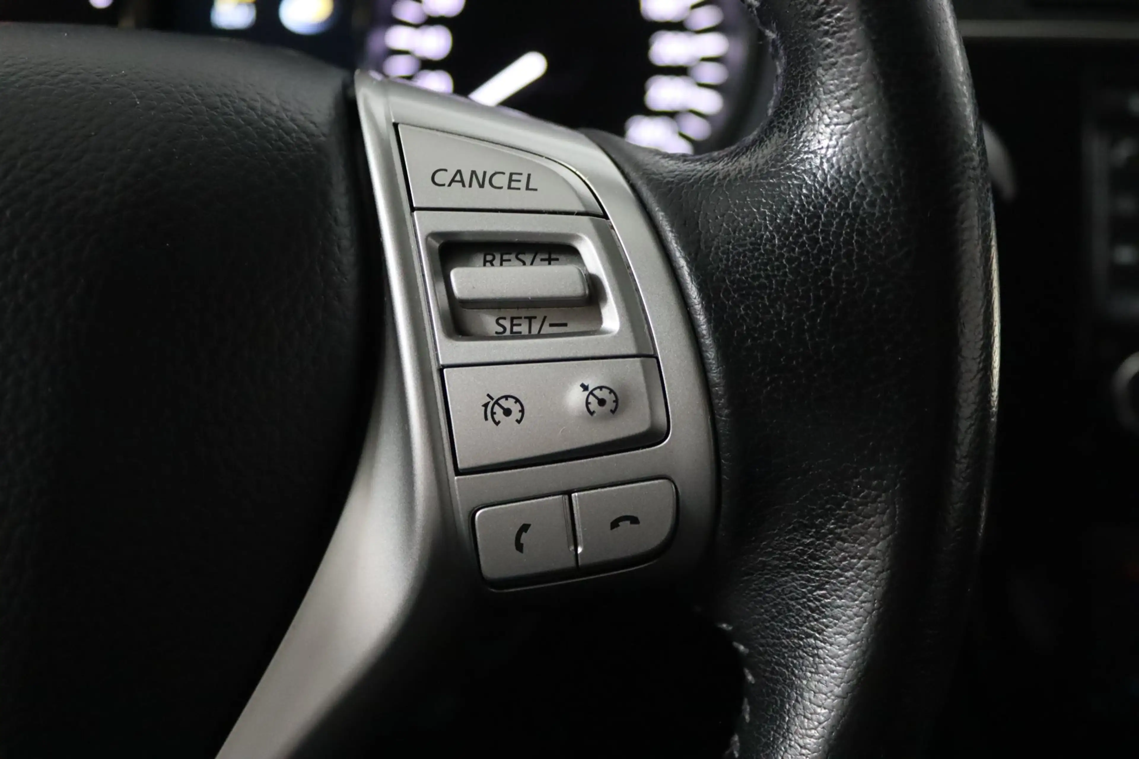 Nissan Pulsar 1.2 DIG-T Connect Edition Cruise Control, Keyless — photo 32