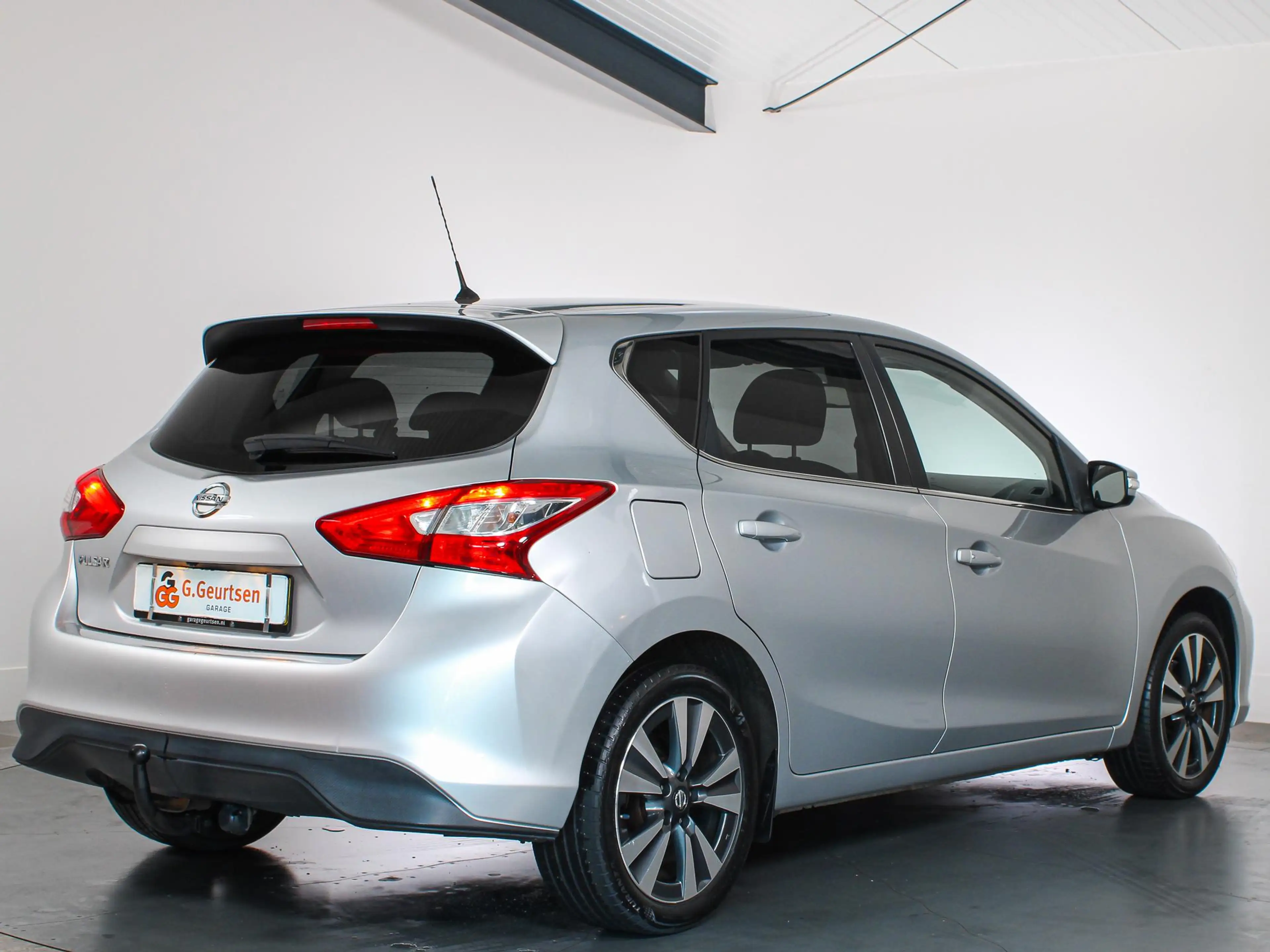 Nissan Pulsar 1.2 DIG-T Connect Edition Cruise Control, Keyless — photo 2