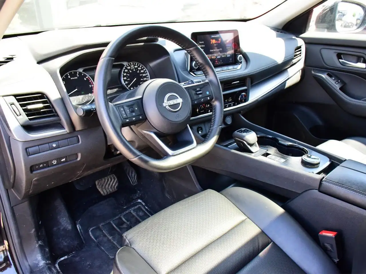 Nissan Rogue fotografie Nissan Rogue