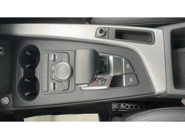 Audi A4 view 15