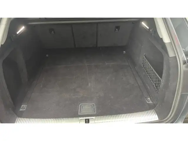 Audi A4 view 17
