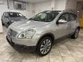 Nissan Qashqai 2.0 16v N-Tec Silber - thumbnail 1