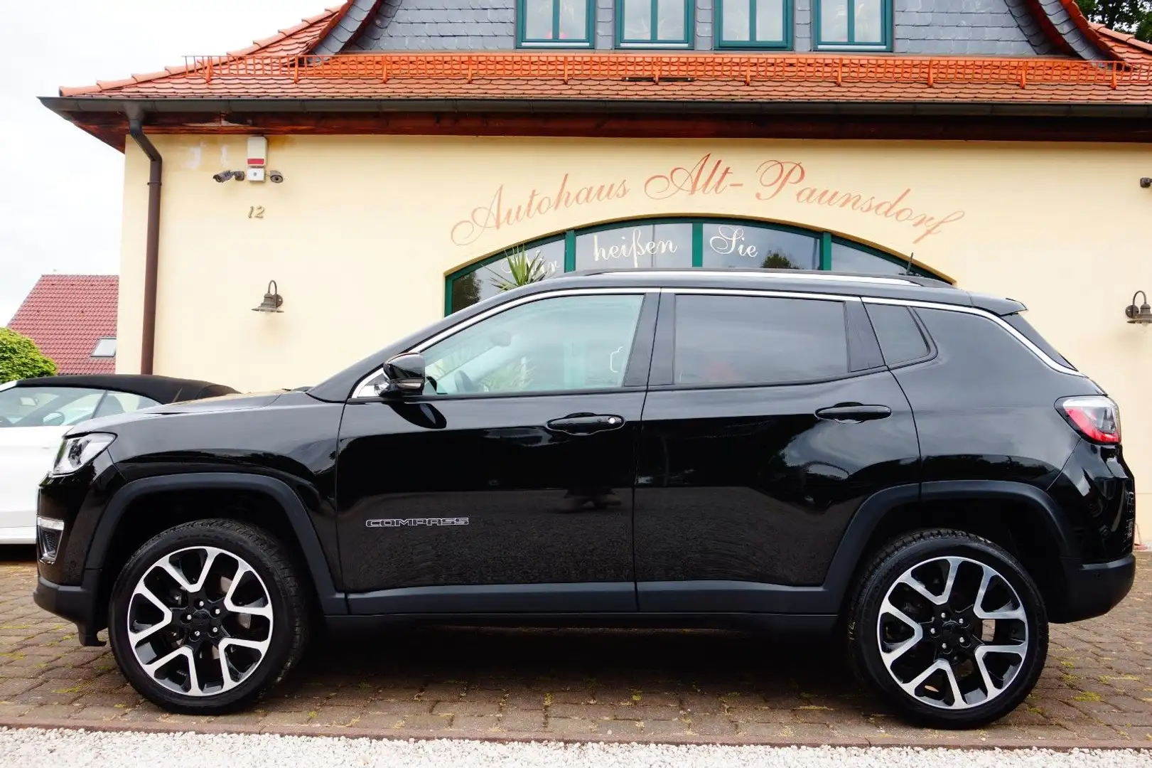 Jeep Compass Limited 4WD,Aut.Navi,AHK,Spur,el.Heckkl. Noir - 2