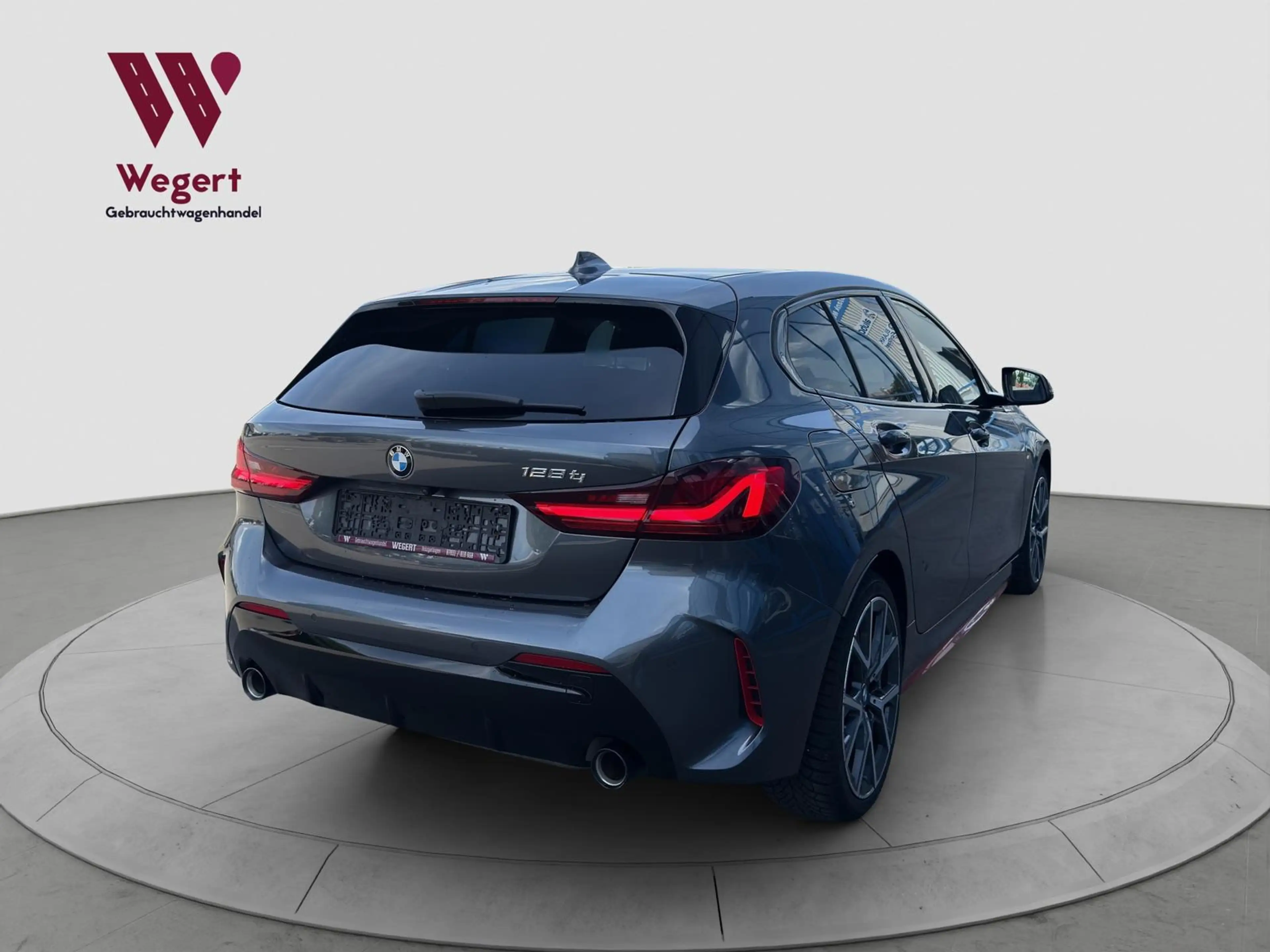 BMW 128 ti*CARPLAY*SPUR*HUD*LED*RCAM*SCHADOW-LINE* — photo 10