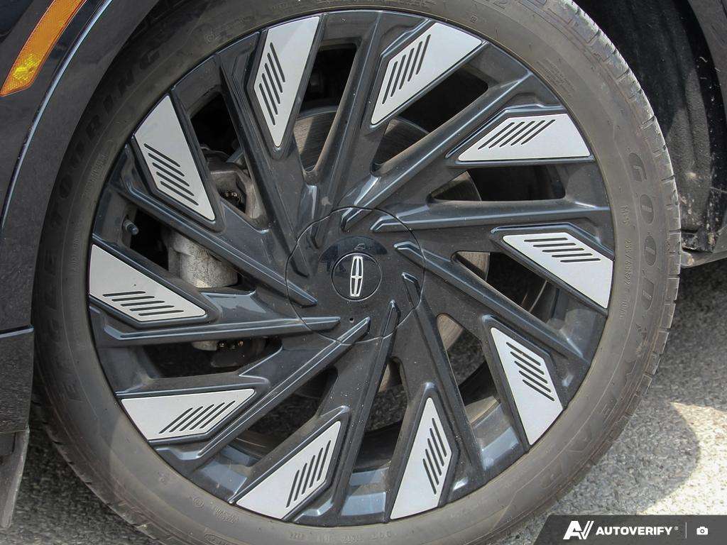 used 2024 Lincoln Nautilus car, priced at $49,550