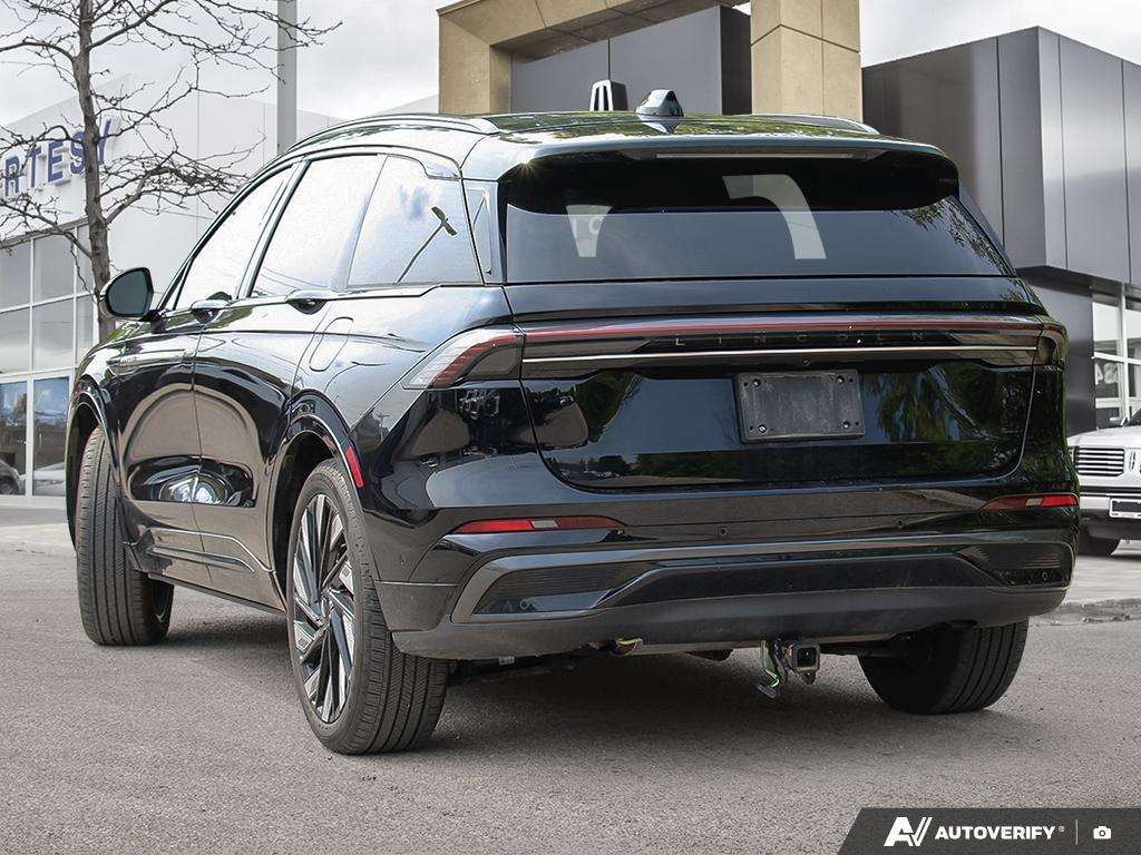 used 2024 Lincoln Nautilus car, priced at $49,550