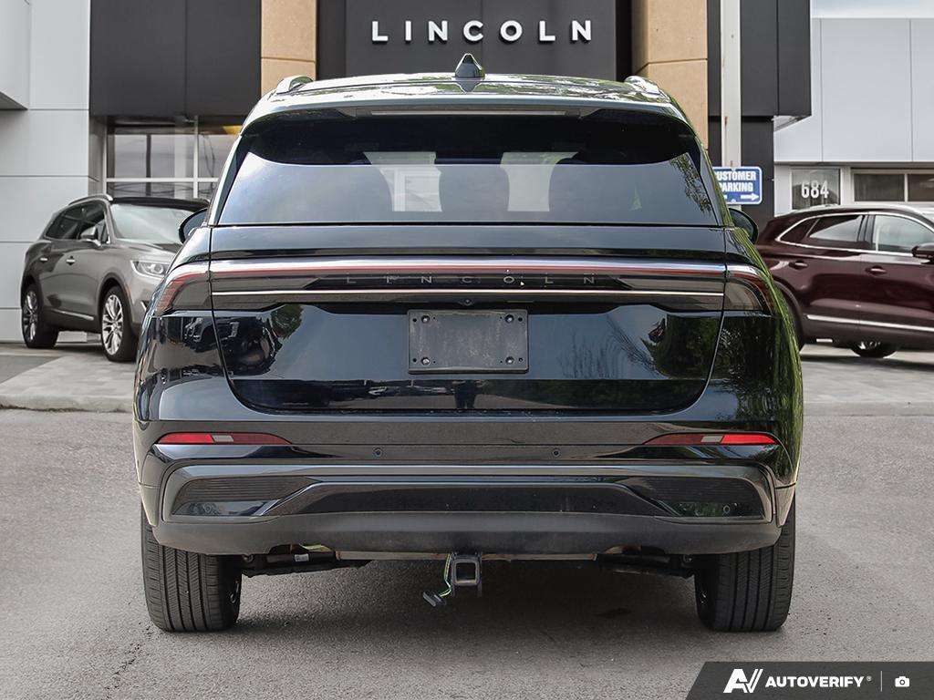 used 2024 Lincoln Nautilus car, priced at $49,550