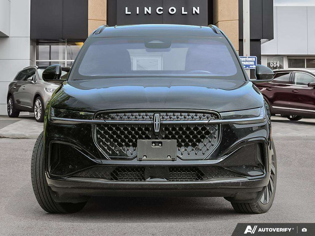 used 2024 Lincoln Nautilus car, priced at $49,550