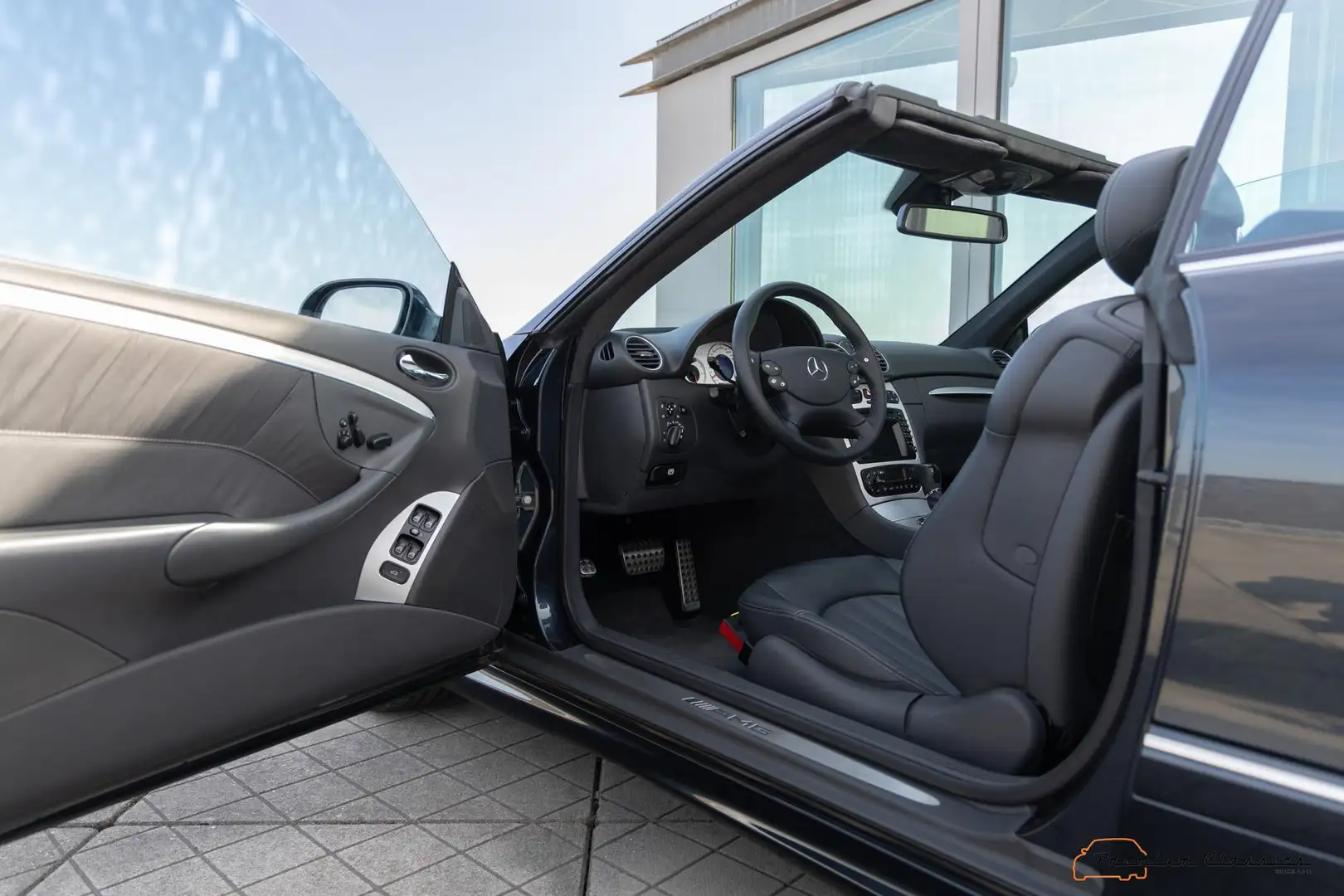 Mercedes-Benz CLK 55 AMG Cabrio | 76.000KM | Orig. NL | 1st Owner | BOSE | Negru - 2
