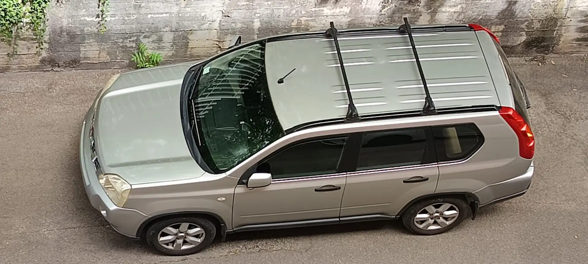 Nissan X-Trail 2.0 dci XE - 2