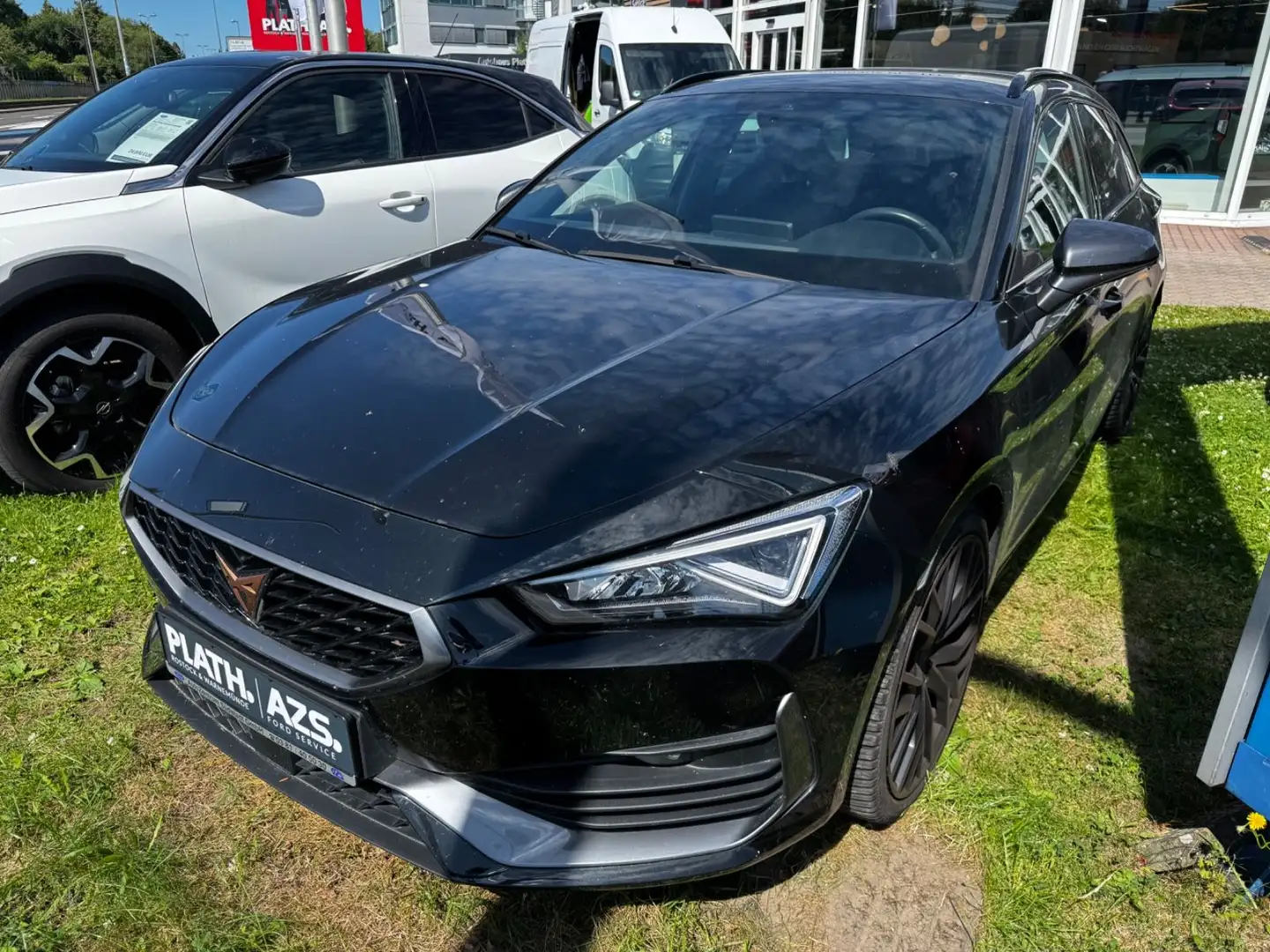 CUPRA Leon Sportstourer mit Automatik und Navi Zwart - 1