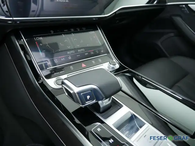 Audi A8 view 10