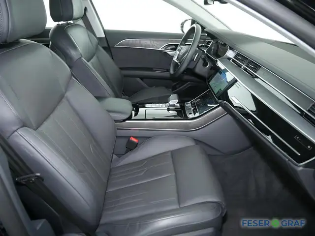 Audi A8 view 6