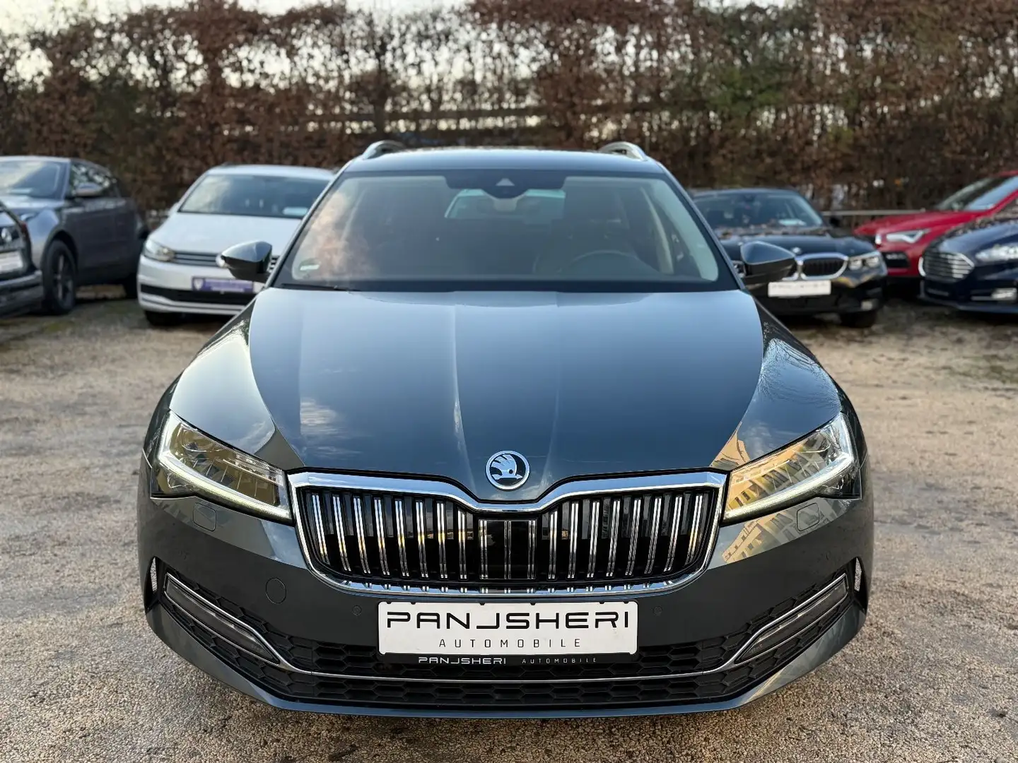 Skoda Superb Combi Premium Edition Leder Kamera ACC LE Gris - 2