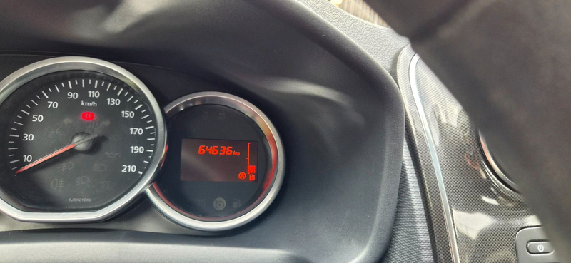 Dacia Sandero SCe 75 Essential 1 Hand — photo 10