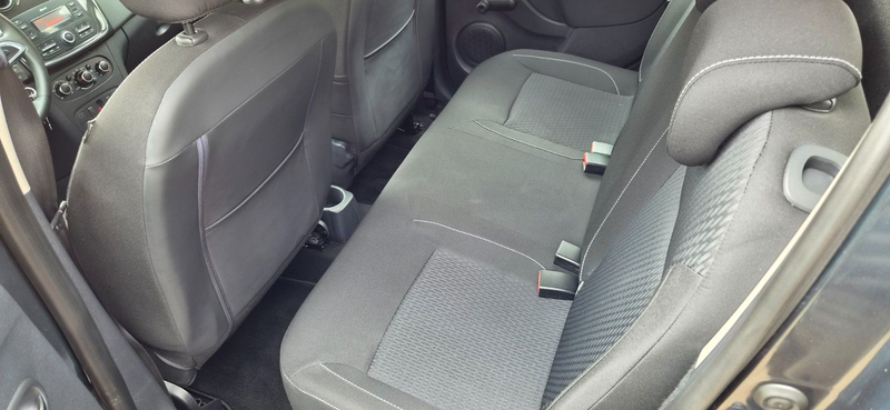 Dacia Sandero SCe 75 Essential 1 Hand — photo 12