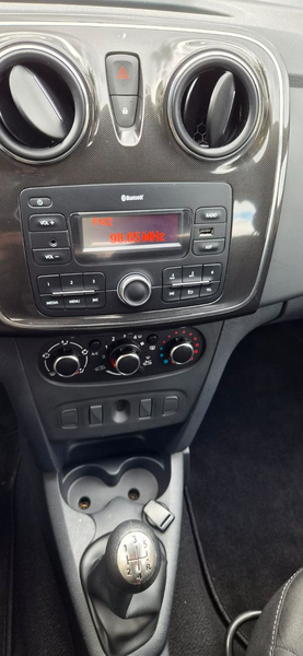 Dacia Sandero SCe 75 Essential 1 Hand — photo 11