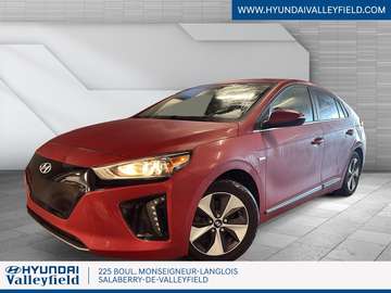 SE Cold Climate Package Hatchback