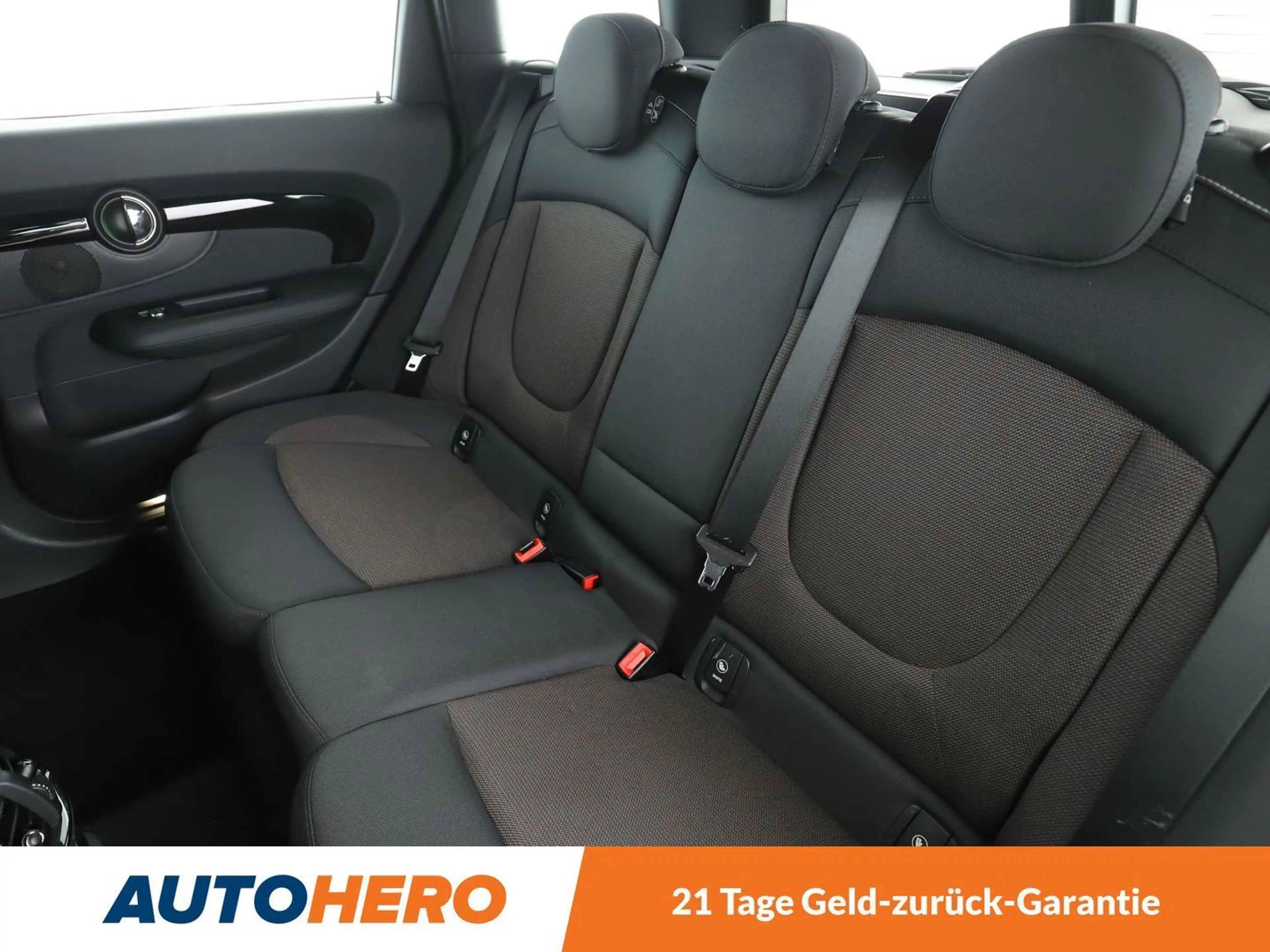 MINI One Clubman One Aut.*NAVI*TEMPO*PDC*SHZ*ALU*KLIMA* — photo 14