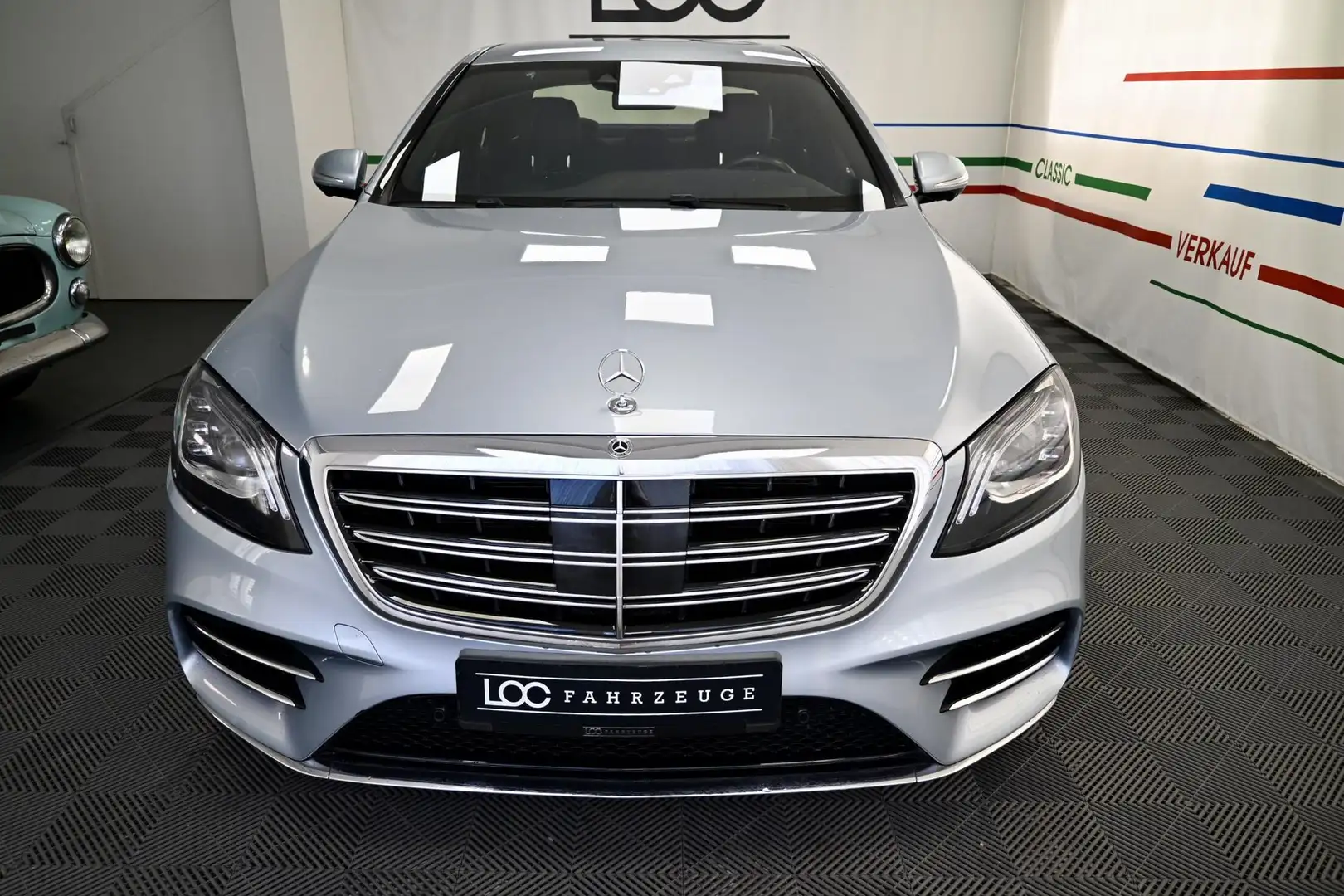 Mercedes-Benz S 560 4Matic 9G AMG Line *KEYLESS/360°/Standheizung* Silber - 2